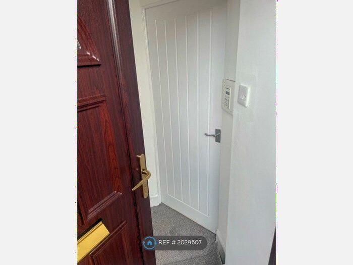 3 Bedroom Terraced House To Rent In Cromwell Street, Heywood, OL10