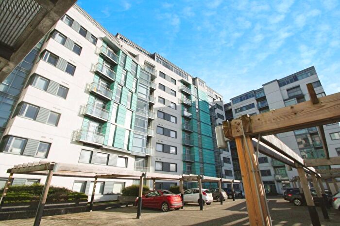 1 Bedroom Flat To Rent In Manor Mills, Ingram Street, Leeds, West Yorkshire, LS11