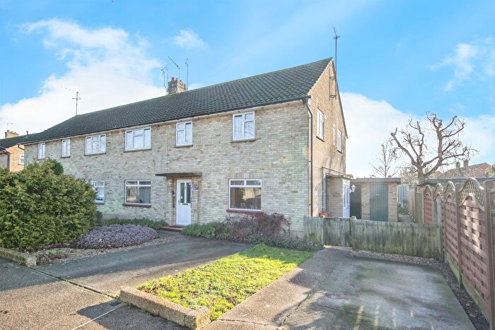 2 Bedroom Maisonette For Sale In Paxman Avenue, Colchester, CO2