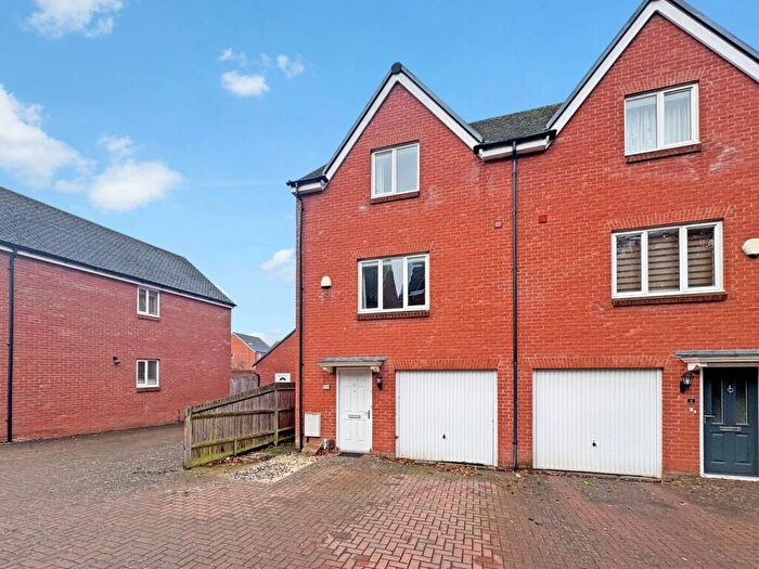4 Bedroom Town House For Sale In Old Saw Mill Place, Amersham, HP6