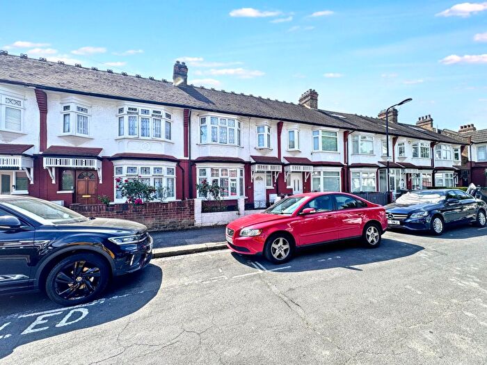4 Bedroom Property To Rent In Belgrave Road, Leyton, E10