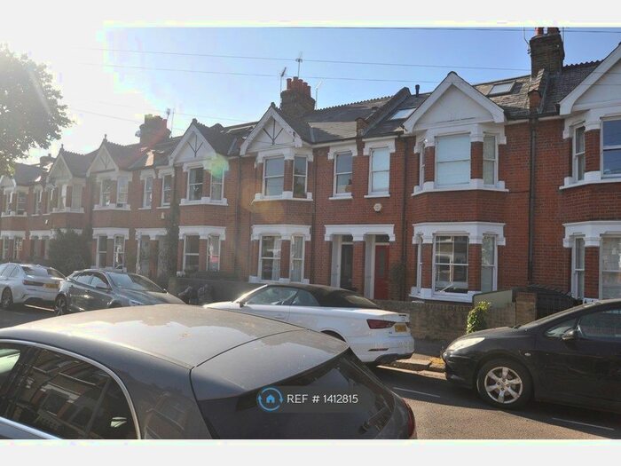2 Bedroom Terraced House To Rent In Latham Road, London, TW1