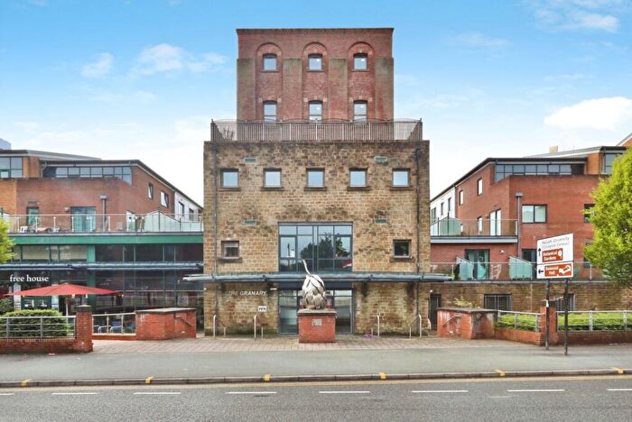2 Bedroom Flat For Sale In Ecclesall Road, Sheffield, South Yorkshire, S11