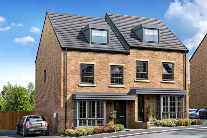 3 Bedroom Semi-Detached House To Rent In Bedroom Semi Detached House In Lincoln Drive, Gedling, NG4