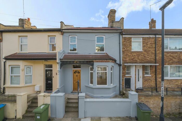 4 Bedroom Terraced House To Rent In Roydene Road London, SE18