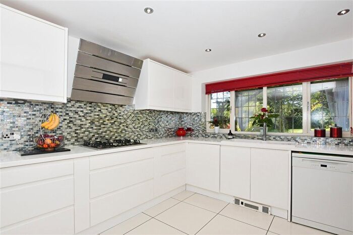 5 Bedroom Detached House For Sale In Beacon Road, Crowborough, East Sussex, TN6