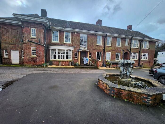 22 Bedroom Detached House To Rent In Boothorpe, Swadlincote, DE11