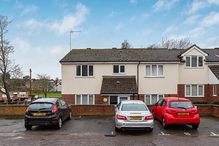 1 Bedroom Apartment For Sale In Sovereign Court, Harlow, Essex, CM19