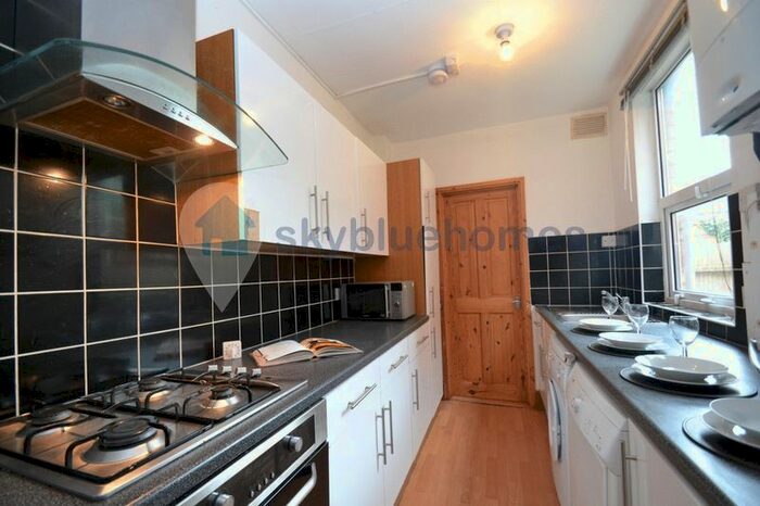 4 Bedroom Terraced House To Rent In Filbert Street, Leicester, LE2
