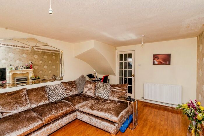 2 Bedroom Semi-Detached House For Sale In Jean Drive, Tipton, DY4