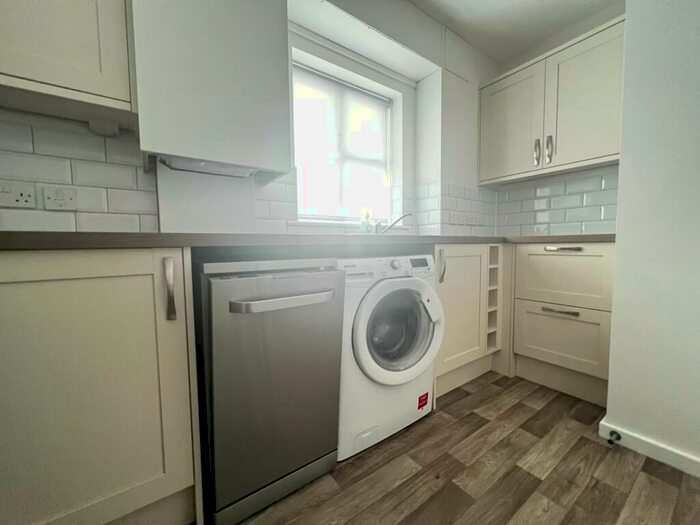 2 Bedroom Apartment To Rent In Jubilee Green, Cirencester, GL7