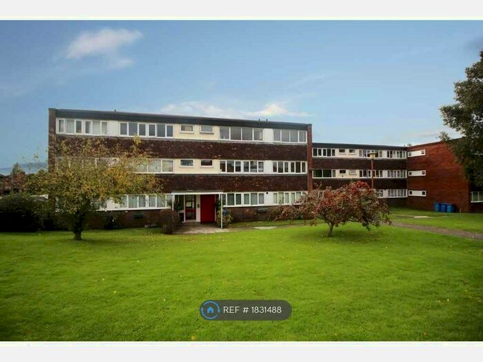2 Bedroom Flat To Rent In Cherrywood Court, Solihull, B92