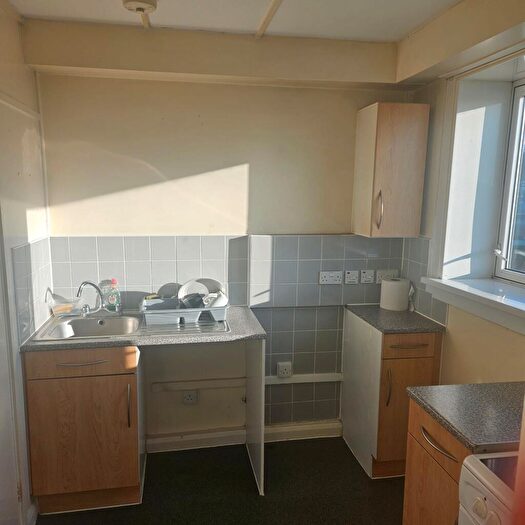 1 Bedroom Apartment For Sale In Hornsey Road, London, N7