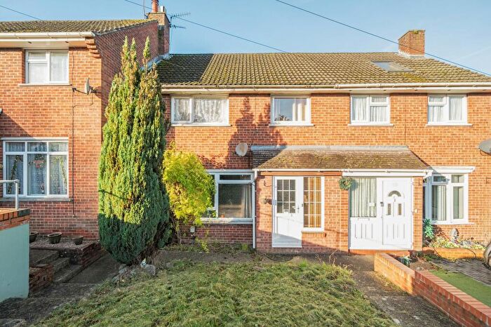 4 Bedroom Terraced House To Rent In Winnall Manor Road, Winchester, SO23