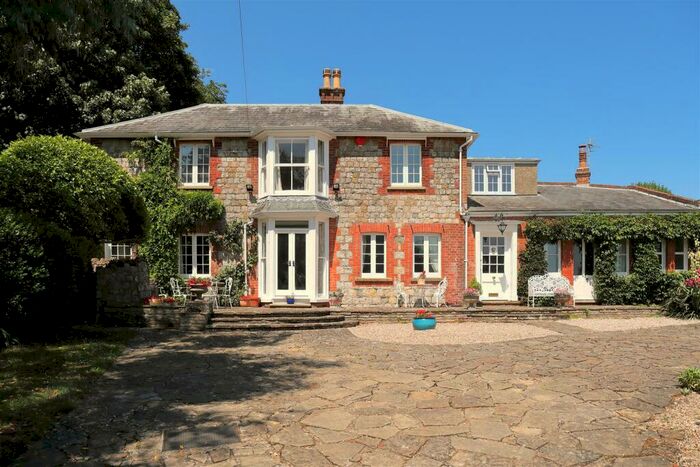 4 Bedroom Detached House To Rent In Undercliff, Sandgate, Folkestone, CT20