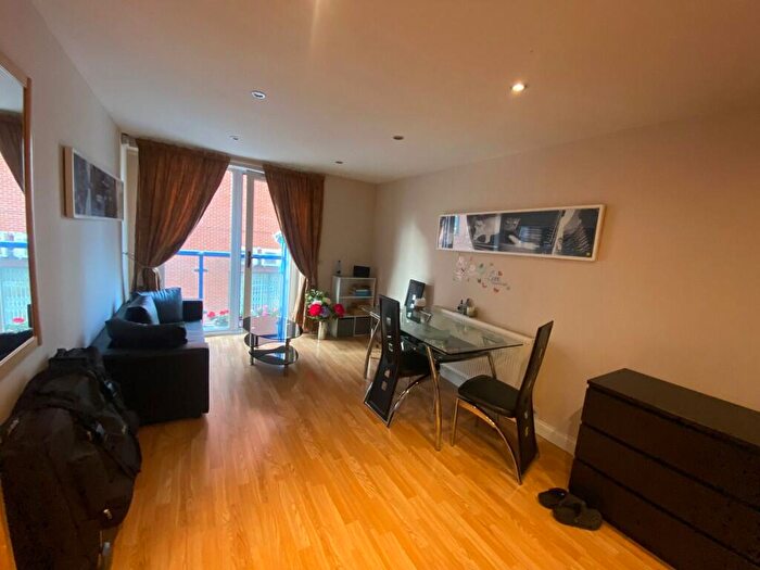 2 Bedroom Apartment To Rent In Wise Road, London, E15