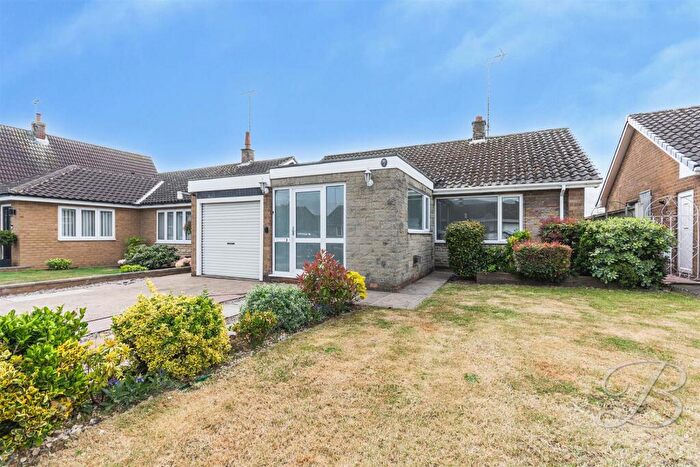2 Bedroom Detached Bungalow For Sale In Weetman Avenue, Church Warsop, Mansfield, NG20