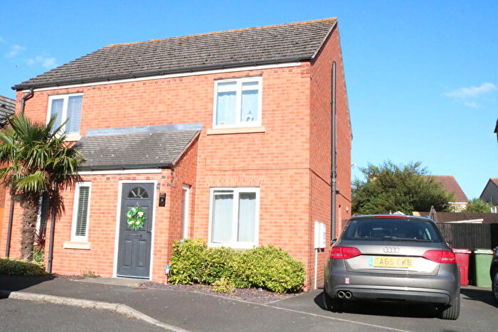 2 Bedroom Semi-Detached House For Sale In Elizabeth Close, Crowle, North Lincolnshire, DN17