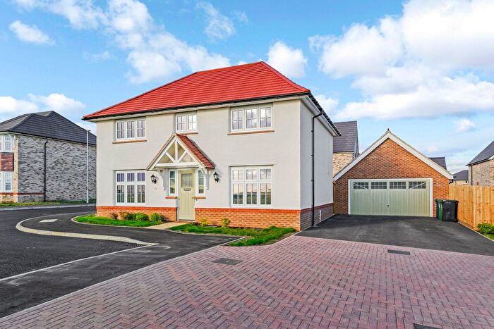 4 Bedroom Detached House For Sale In Groves Way, Cottenham, Cambridge, CB24