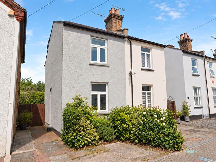 4 Bedroom Semi Detached House For Sale In Newbury Road, Bromley, BR2