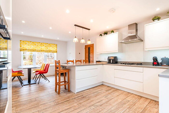 4 Bedroom Semi-Detached House For Sale In Lorton Park, Weymouth, DT3