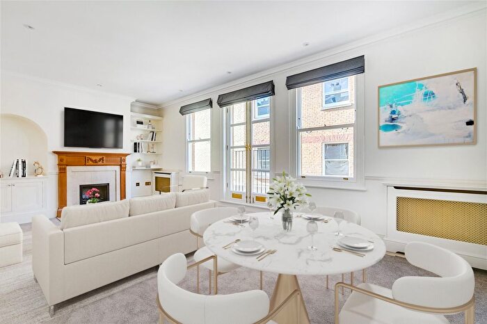 3 Bedroom Mews To Rent In Eagle Place, South Kensington, SW7