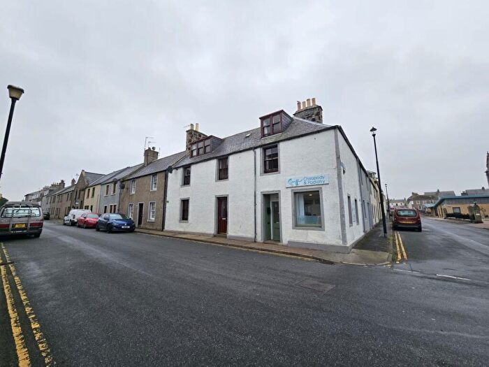 4 Bedroom Town House For Sale In North Castle Street, Banff, Banffshire, AB45
