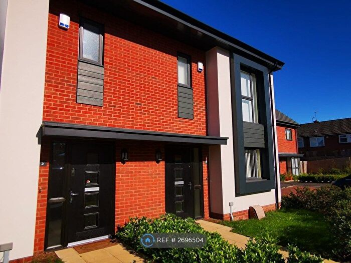 3 Bedroom Semi Detached House To Rent In Starling Close, Coventry, CV4