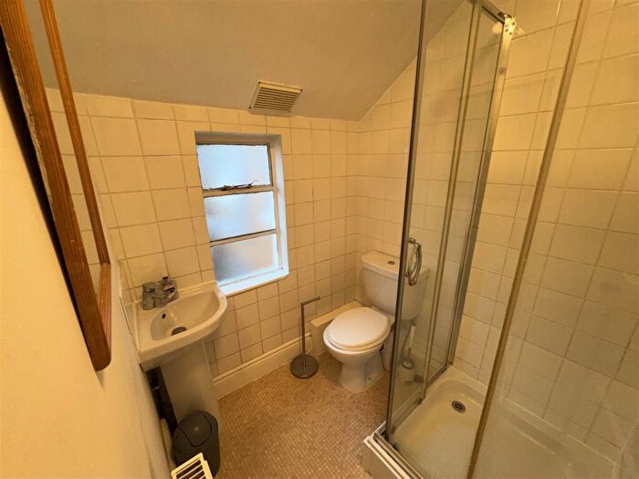 4 Bedroom House To Rent In Alexandra RoadBotleyOxfordOxfordshire, OX2