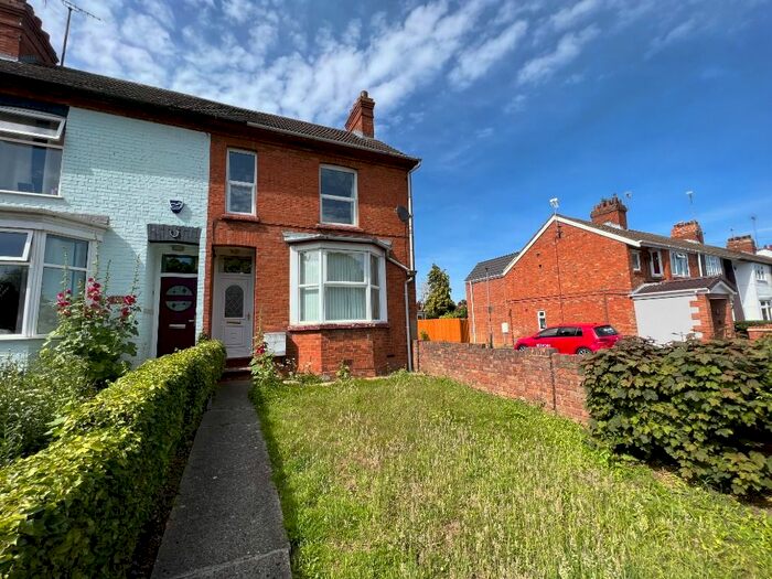 3 Bedroom Terraced House To Rent In Church Green Road, Bletchley, Milton Keynes, MK3