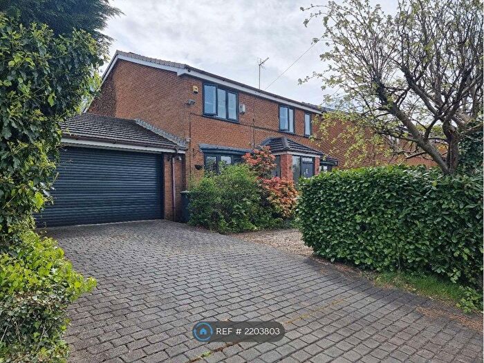 4 Bedroom Detached House To Rent In Newshaw Lane, Derbyshire, SK13