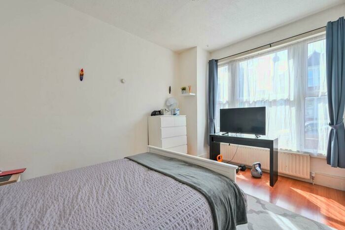 4 Bedroom House To Rent In Williams Grove, London, , Wood Green, London, N22