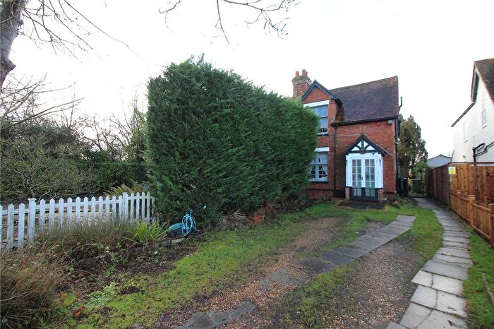 3 Bedroom Semi Detached House For Sale In Hogg Lane, Elstree, Borehamwood, Hertfordshire, WD6