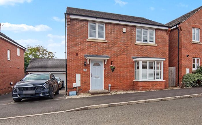 4 Bedroom Detached House For Sale In Wickmans Drive, Coventry, CV4