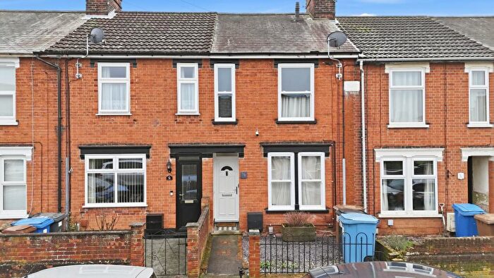 3 Bedroom Terraced House For Sale In Gladstone Road, Ipswich, IP3