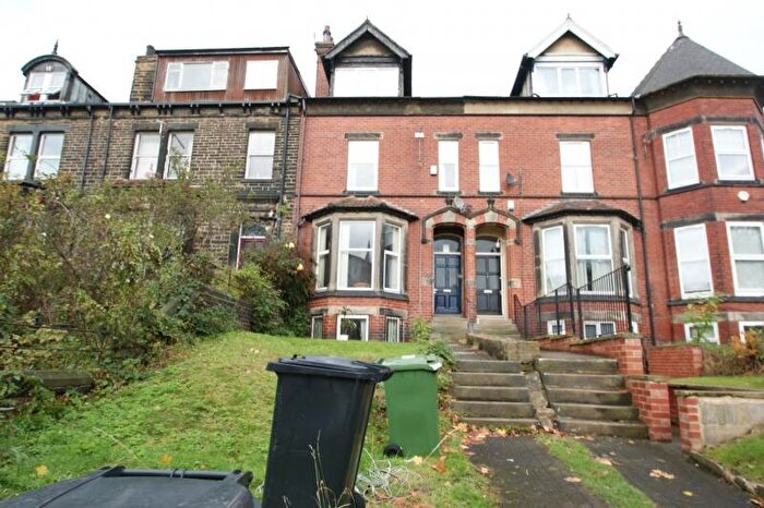 9 Bedroom Terraced House To Rent In Regent Park Terrace, Hyde Park, Leeds, LS6