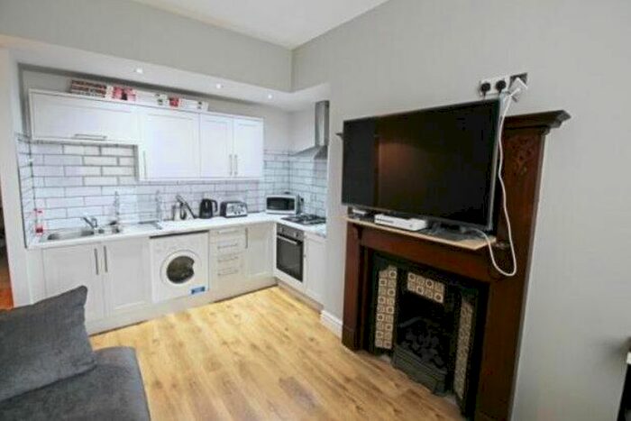 1 Bedroom Flat To Rent In Derby Lane, Liverpool, L13