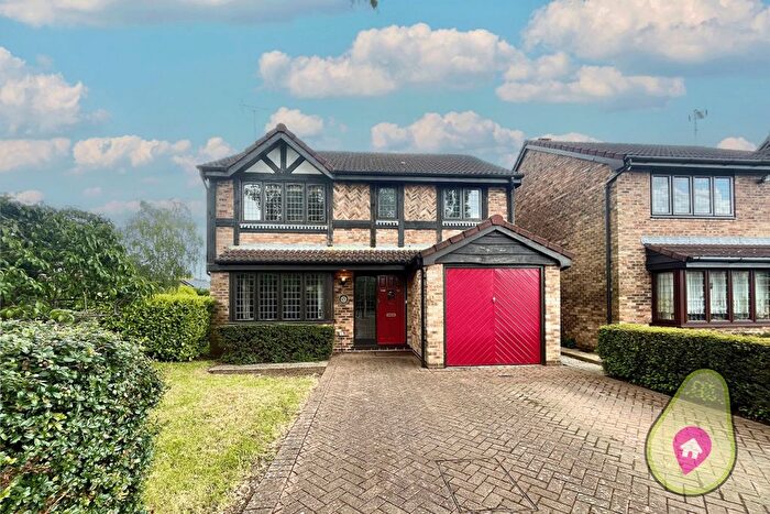 4 Bedroom Detached House For Sale In Oakington, Welwyn Garden City, Hertfordshire, AL7
