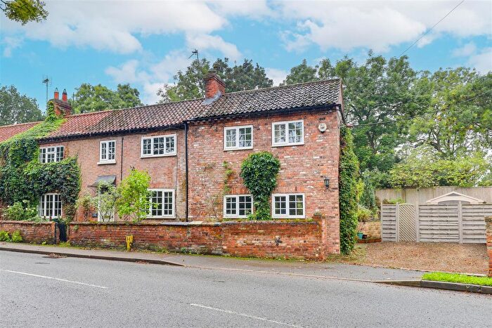 2 Bedroom Cottage For Sale In Kirk Hill, East Bridgford, Nottinghamshire, NG13