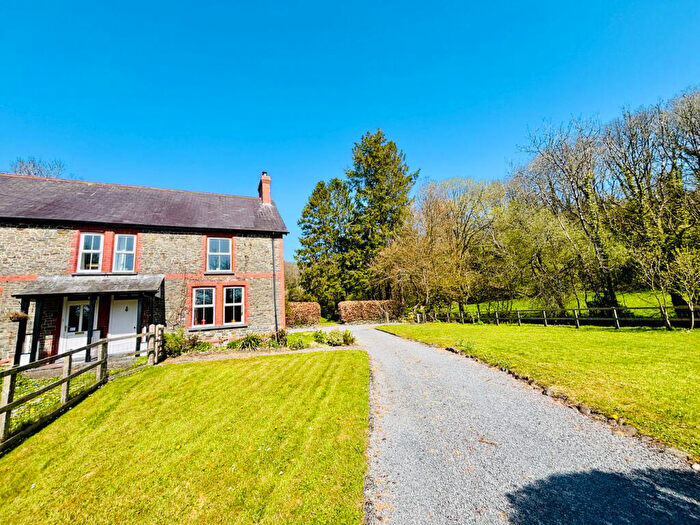 3 Bedroom Semi Detached House For Sale In Glanyrafon, Llanwrda, SA19