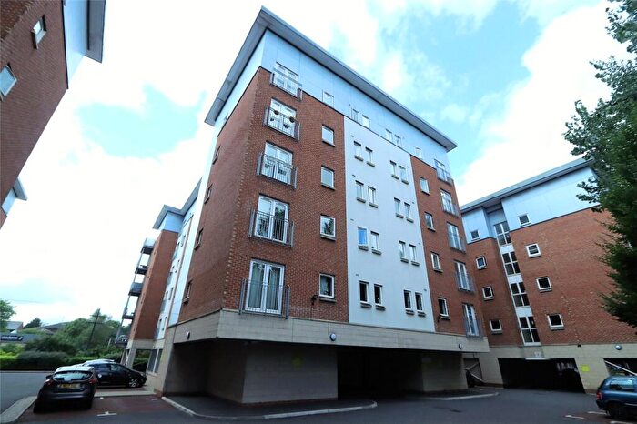 2 Bedroom Apartment To Rent In Platt House, Elmira Way, Salford, M5