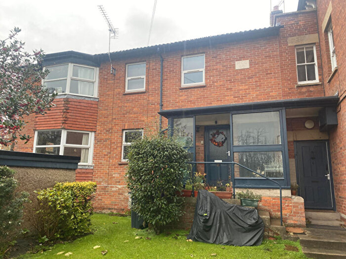 2 Bedroom Apartment To Rent In Little Richmond, Glastonbury, BA6