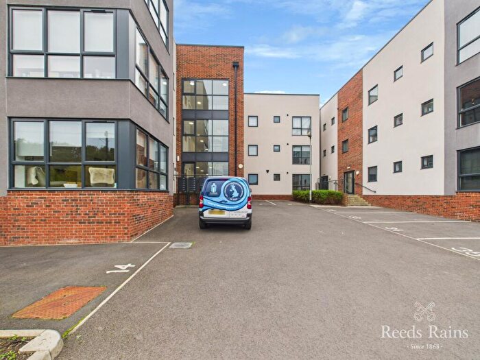 2 Bedroom Apartment For Sale In Edmunds Vale, The Sands, Durham, DH1