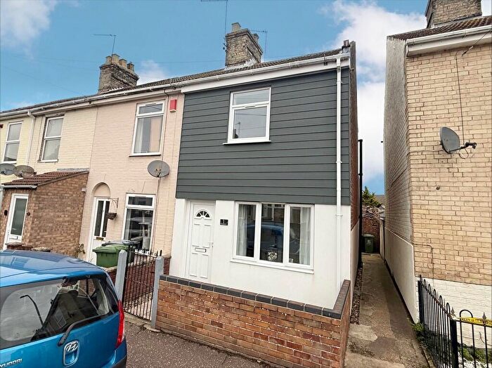 2 Bedroom End Of Terrace House For Sale In Fredrick Road, Gorleston, Great Yarmouth, NR31