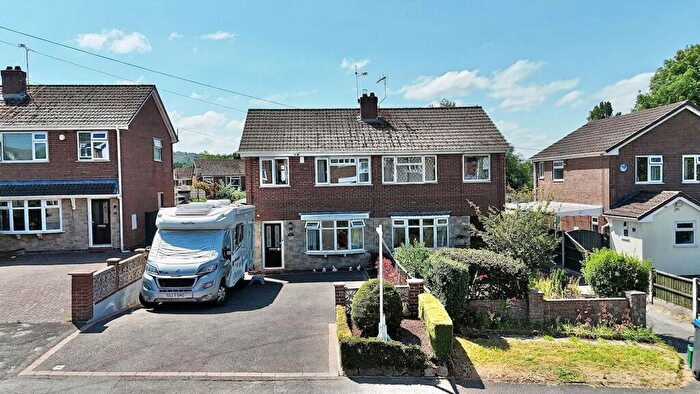 3 Bedroom Semi-Detached House For Sale In Ashbourne Road, Cheadle, ST10