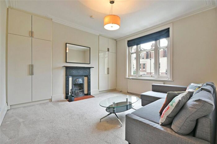 1 Bedroom Flat To Rent In Honeybourne Road, West Hampstead, NW6