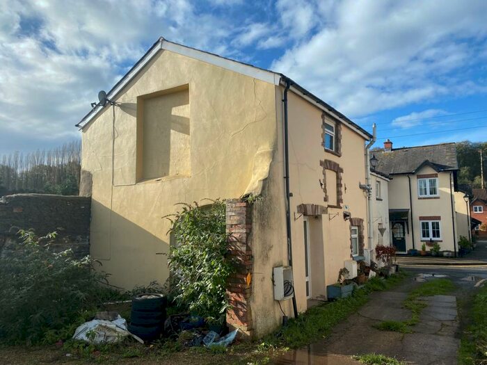 2 Bedroom Semi-Detached House For Sale In Baron Street, Usk, NP15