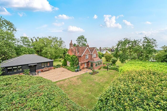 3 Bedroom Detached House For Sale In Hodsoll Street, Sevenoaks, TN15
