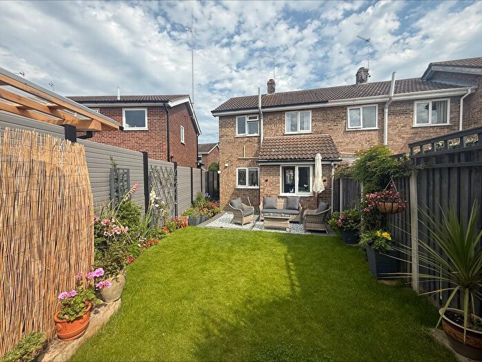 2 Bedroom End Of Terrace House For Sale In Manorfield Close, Ormesby, NR29
