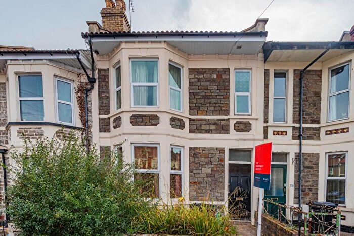 4 Bedroom Terraced House To Rent In Rudthorpe Road, Bristol, BS7